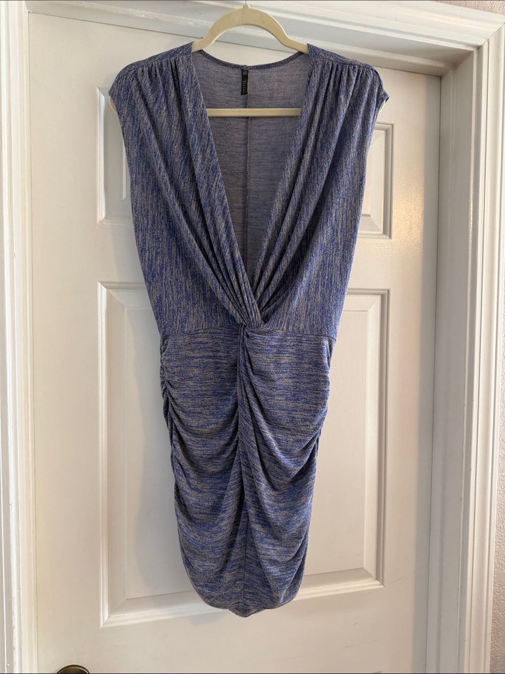 Riller & Fount - size 2 (M)- Sleeveless Ruched V-Neck Women’s Dress - Blue